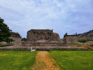 Gingee King Fort outside area