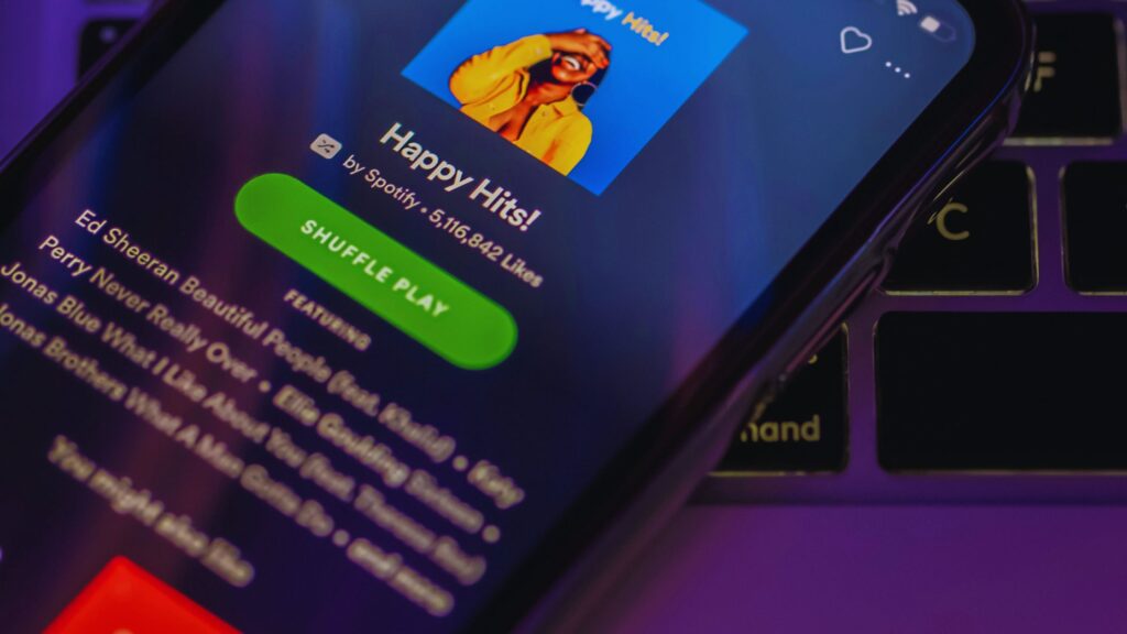 How Ads Ruined the Free Spotify Application!